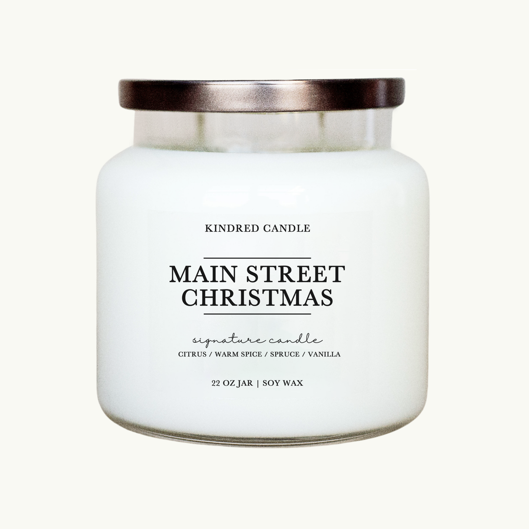 Main Street Christmas 22 oz